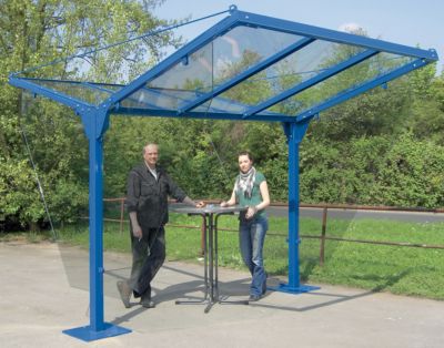 Wartehallen und Überdachungen
