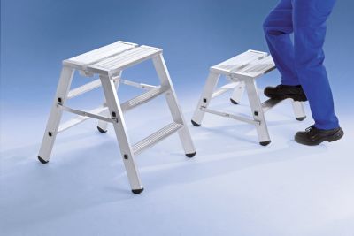 Escabeau à marches - repliable - 2 marches des deux côtés