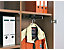 Garderobenschrank mit ausziehbarem Garderobenhalter | abschließbar | 800x425x1536 | Lichtgrau/Lichtgrau | Geramöbel